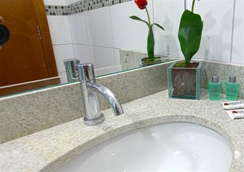 Skala Traveling Hotel Куяба Экстерьер фото